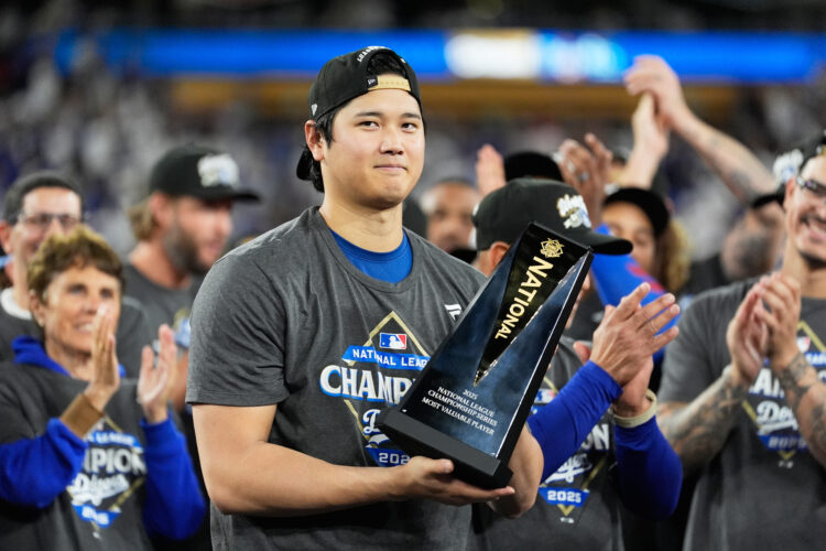 Blue Jays in World Series for first time since before Ohtani was born, while Dodgers seek to repeat